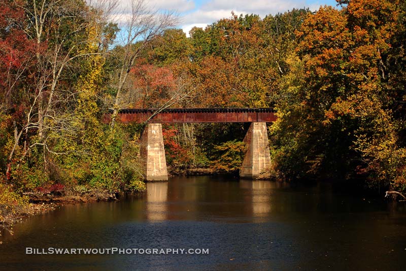 tuckahoe river railroad bridge in the fall
